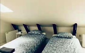 Attic Apartment Old Town